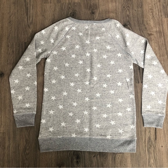 Cozy Fleece Pullover Top. - Picture 3 of 5